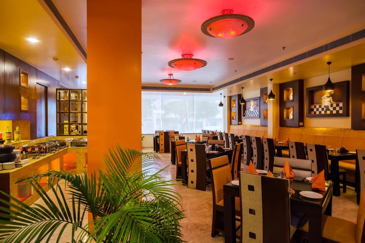 Hotel Kapish Smart-All Pure Veg Джайпур Екстериор снимка