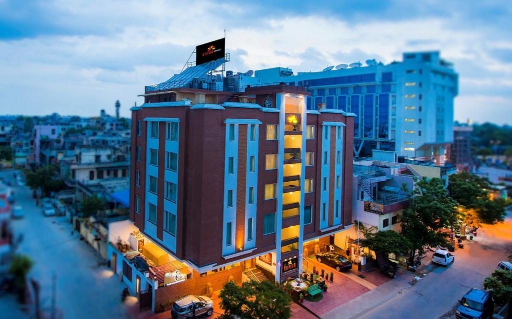 Hotel Kapish Smart-All Pure Veg Джайпур Екстериор снимка