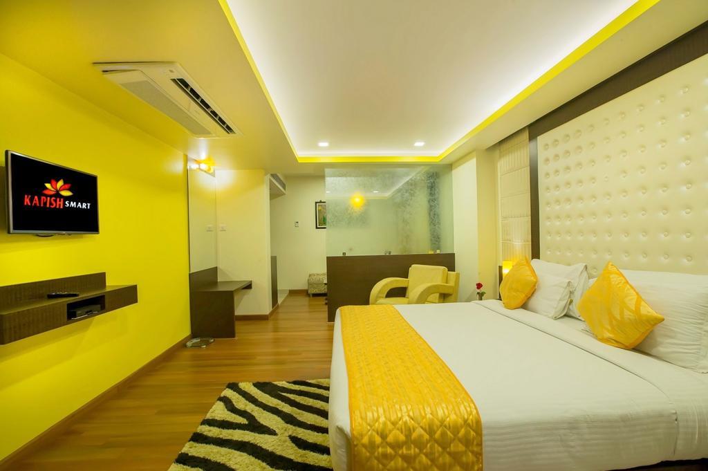 Hotel Kapish Smart-All Pure Veg Джайпур Екстериор снимка