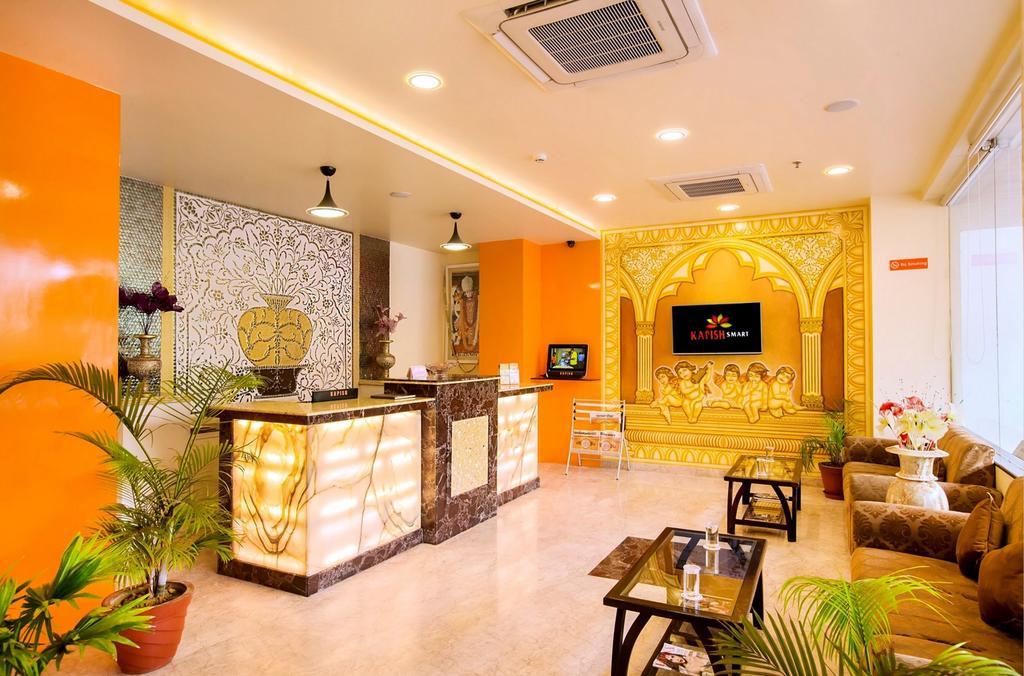 Hotel Kapish Smart-All Pure Veg Джайпур Екстериор снимка